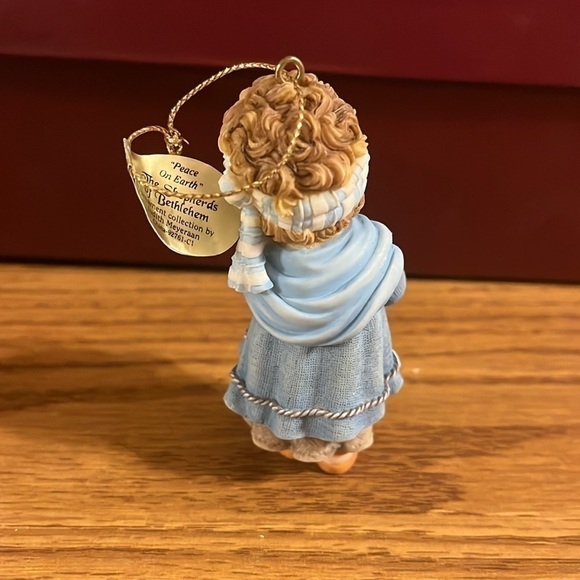 Heirloom ornament  - peace on earth, the shepherds of Bethlehem - Picture 3 of 5